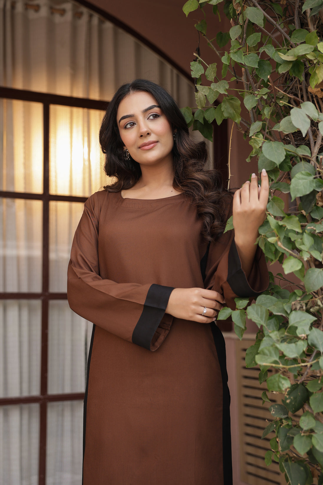 NOOR – BROWN | Relaxed Fit Rayon Kurta Set